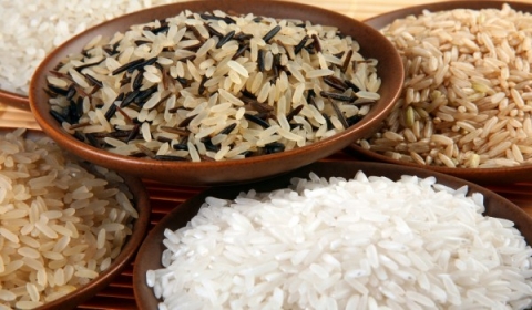 
Tình trạng ướp hương liệu vào gạo tạo hương thơm nồng nàn để thu hút khách hàng hiện nay rất phổ biến. (Ảnh minh họa).
