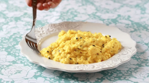Cách làm món trứng khuấy bình thường thành món ăn thượng hạng như nhà hàng