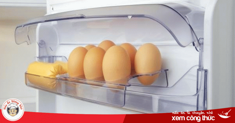 Nên hay không khi để trứng ở cánh cửa tủ lạnh?